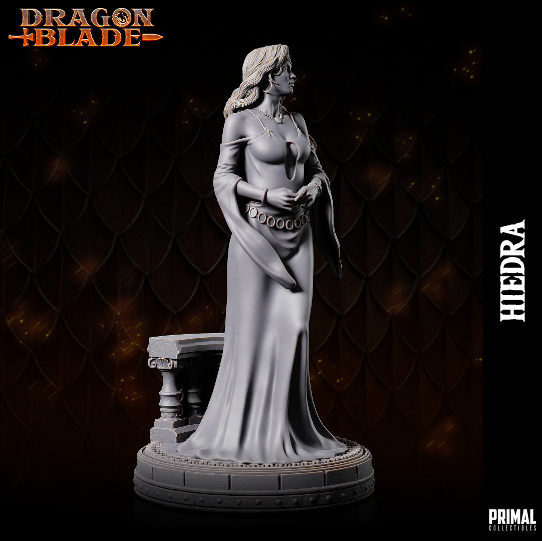 DNDDGL - Crysania Tarinius Mystic Hiedra Dragonlance miniature