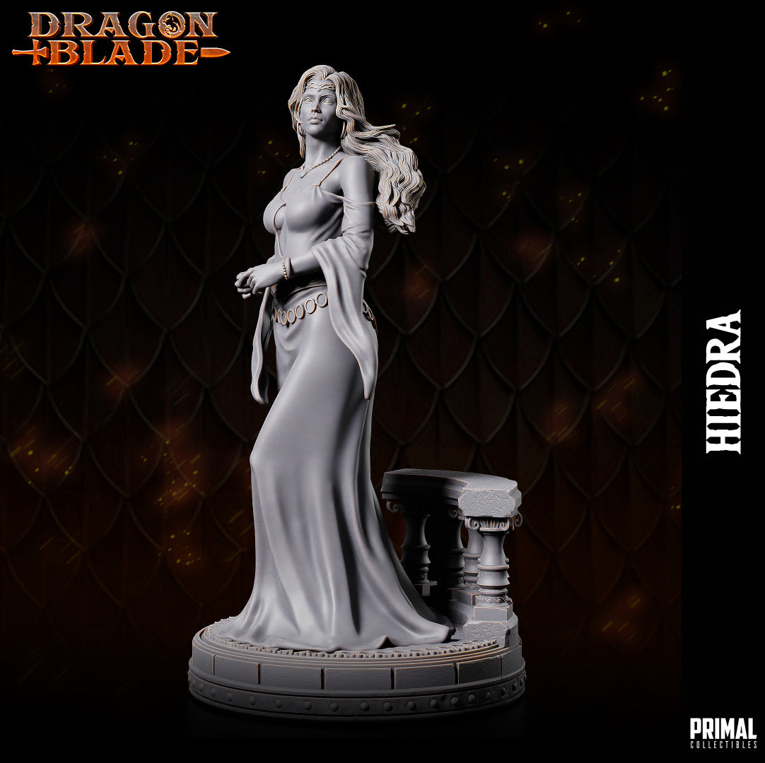 DNDDGL - Crysania Tarinius Mystic Hiedra Dragonlance miniature