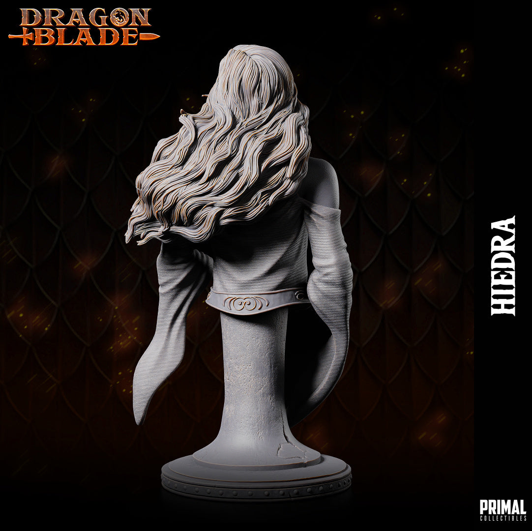 DNDDGL - Crysania Tarinius Mystic Hiedra Dragonlance miniature