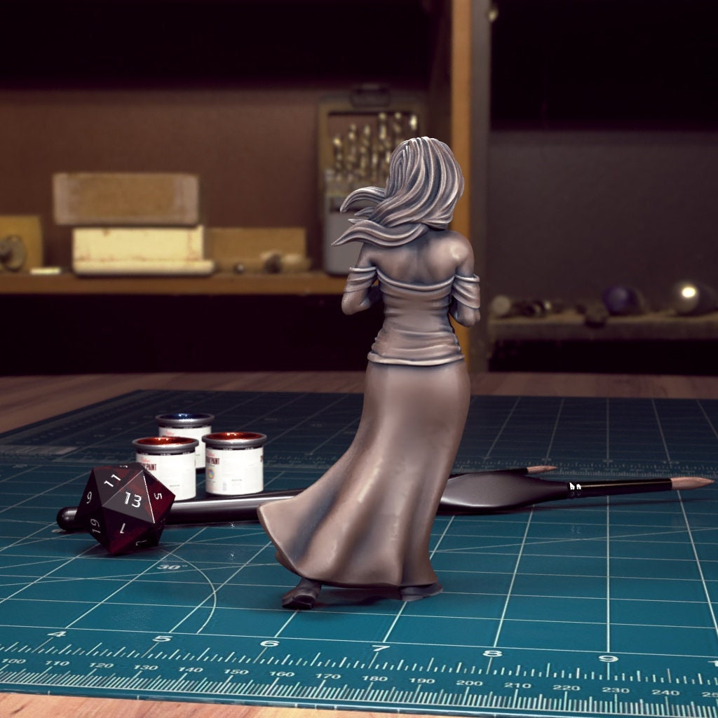 DnDCoS - Tatyana Cursed Maiden NPC miniature