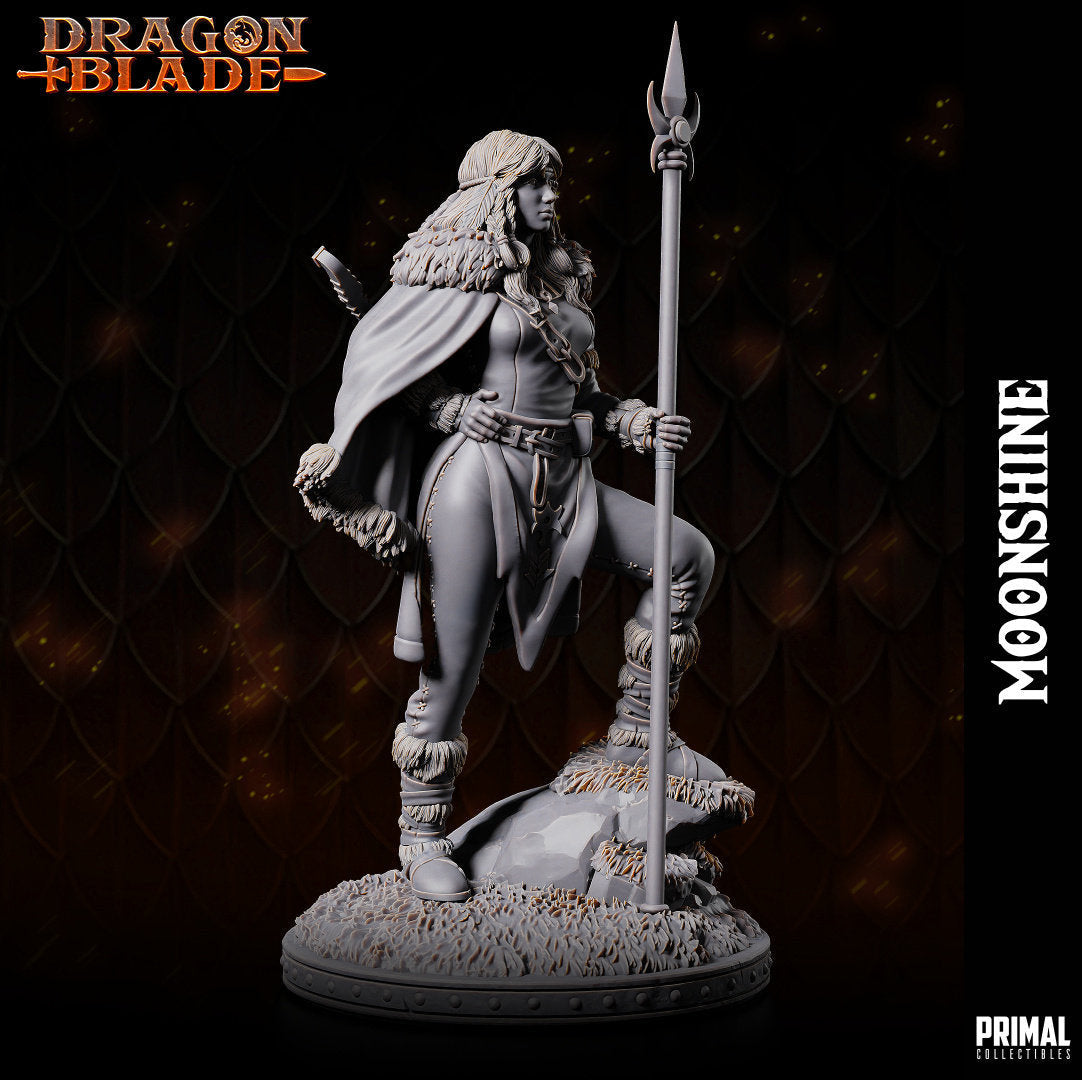 With serene strength, Goldmoon stands on grassy terrain, one foot atop a rock. Her staff embodies her spirituality. Kind-eyed, hair adorned with braids and feather, a fur-lined cloak drapes her. A lute rests on her back.